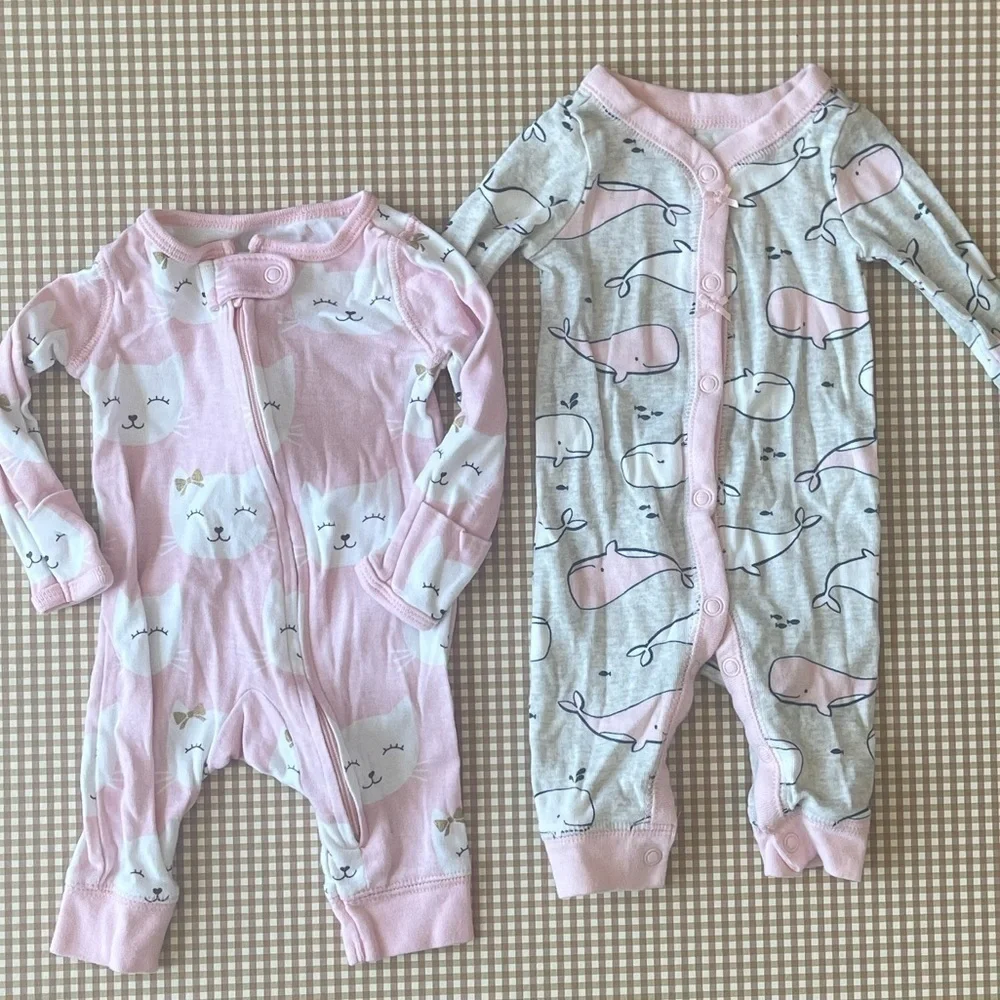 Carter’s Set of 2 newborn footless pajamas‎